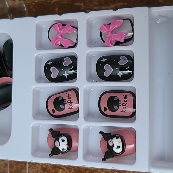 Sanrio Kuromi 3D Press On Nails - Picture 1 of 16